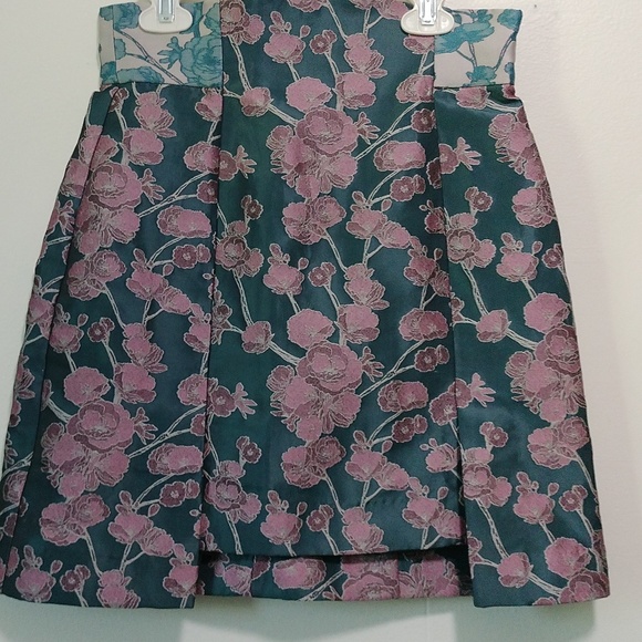 Elliatt mini skirt size SX - Picture 15 of 16